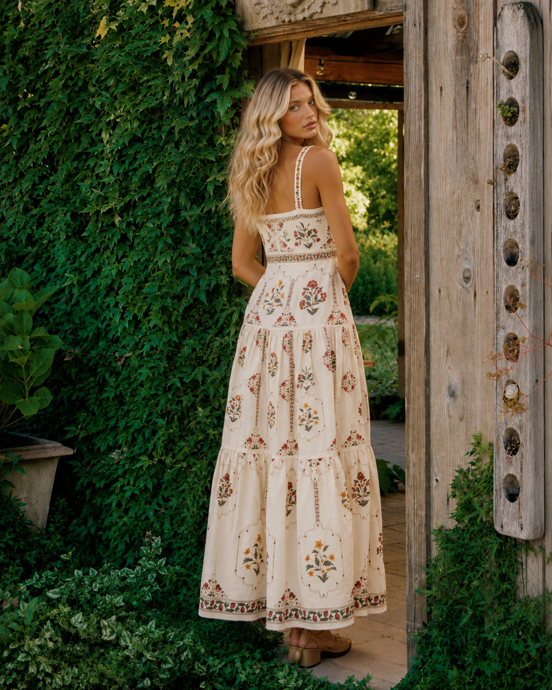 Vestido floral Grazia de lino y algodón, detalle del tejido