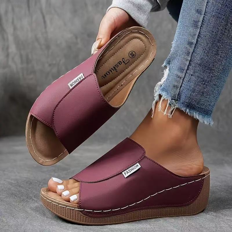 Salma | Zapatillas de mujer para uso diario con cuña