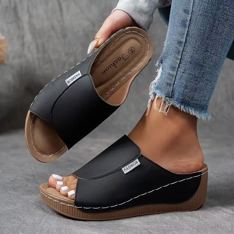 Salma | Zapatillas de mujer para uso diario con cuña