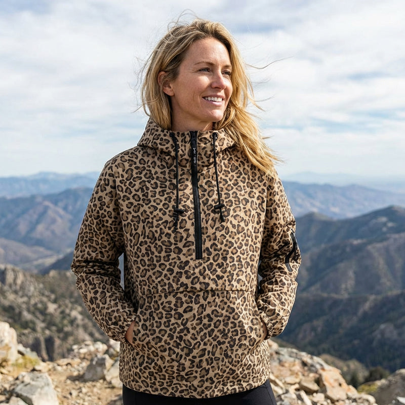 Ginebra | Sudadera con capucha de estampado de leopardo y bolsillo canguro
