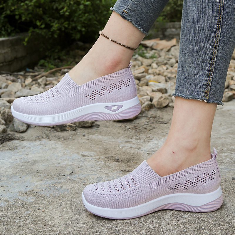 Malena | Zapatillas tipo slip-on de malla transpirables para mujer – Ligeras, flexibles y perfectas para estar en casa y disfrutar del tiempo libre