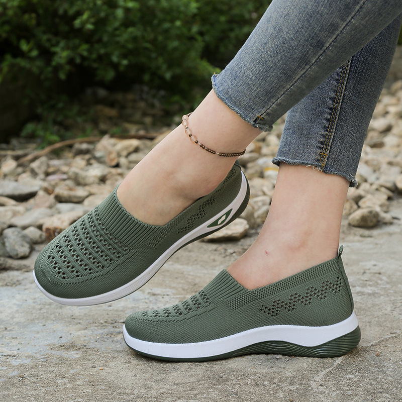 Malena | Zapatillas tipo slip-on de malla transpirables para mujer – Ligeras, flexibles y perfectas para estar en casa y disfrutar del tiempo libre