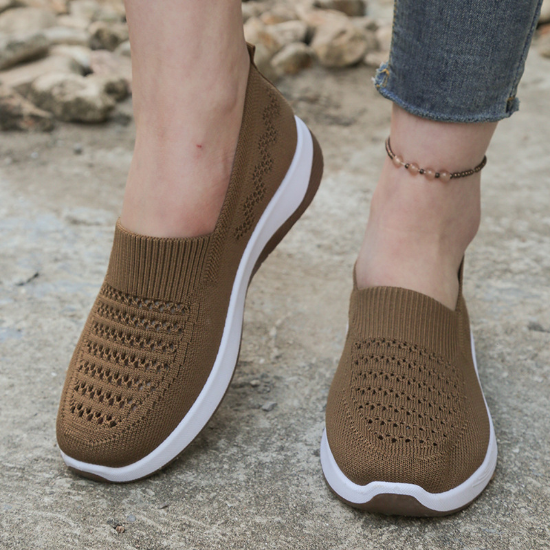 Malena | Zapatillas tipo slip-on de malla transpirables para mujer – Ligeras, flexibles y perfectas para estar en casa y disfrutar del tiempo libre