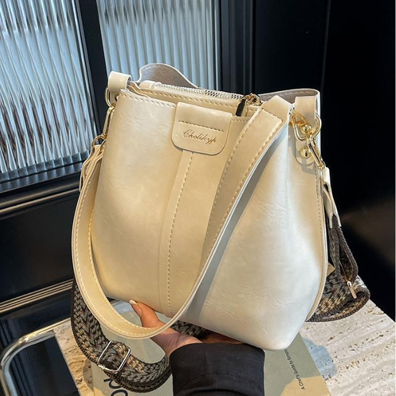 Beatriz | Bolso bandolera vintage para mujer con gran capacidad