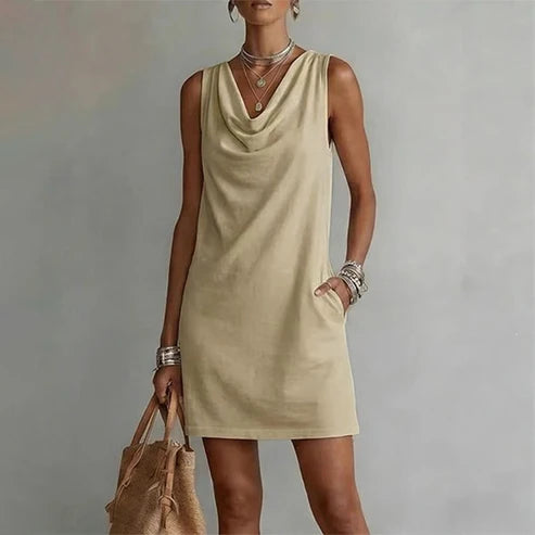 Sonia - vestido ajustado con cuello holgado