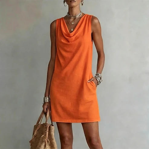 Sonia - vestido ajustado con cuello holgado