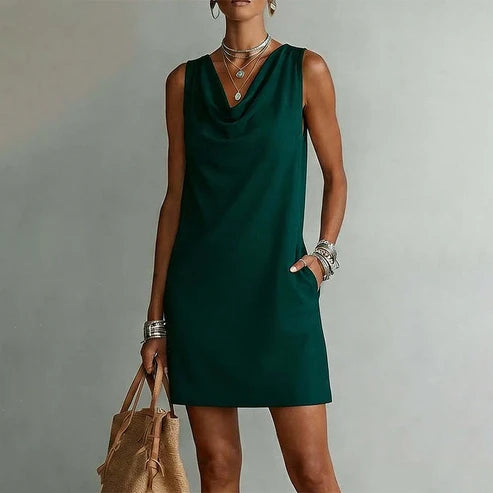 Sonia - vestido ajustado con cuello holgado