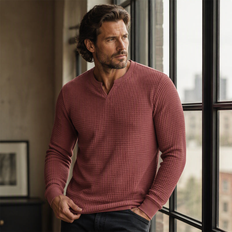 Enzo |  Camiseta de punto waffle con escote en V y corte slim para hombre