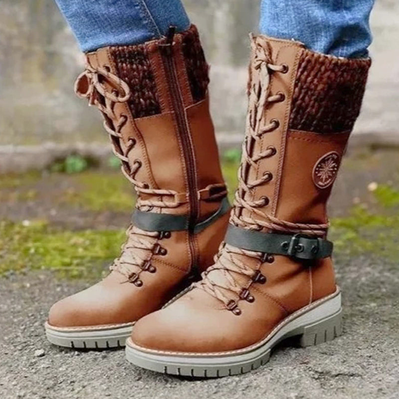 Detalle de las botas de nieve impermeables